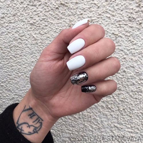 black and white nails for prom