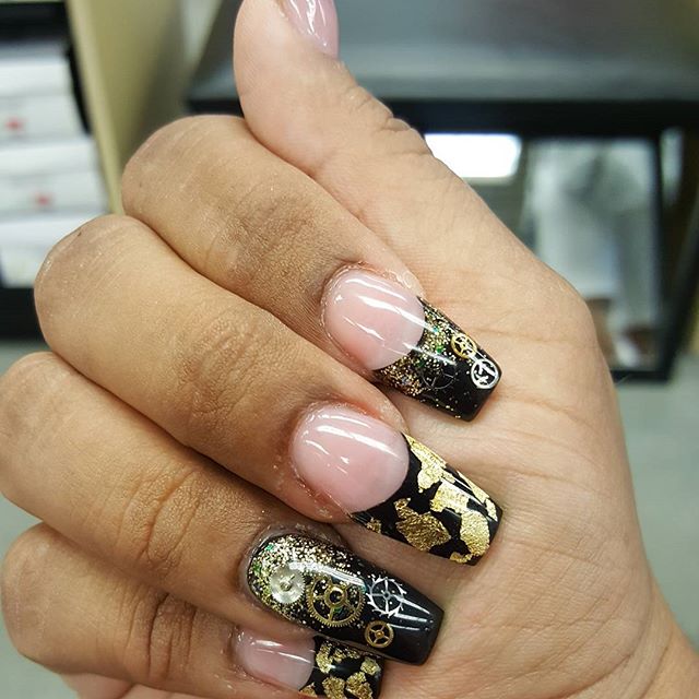 steampunk-french-nails