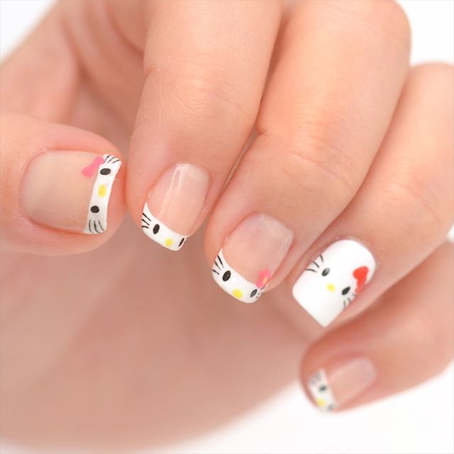 hello kitty nails