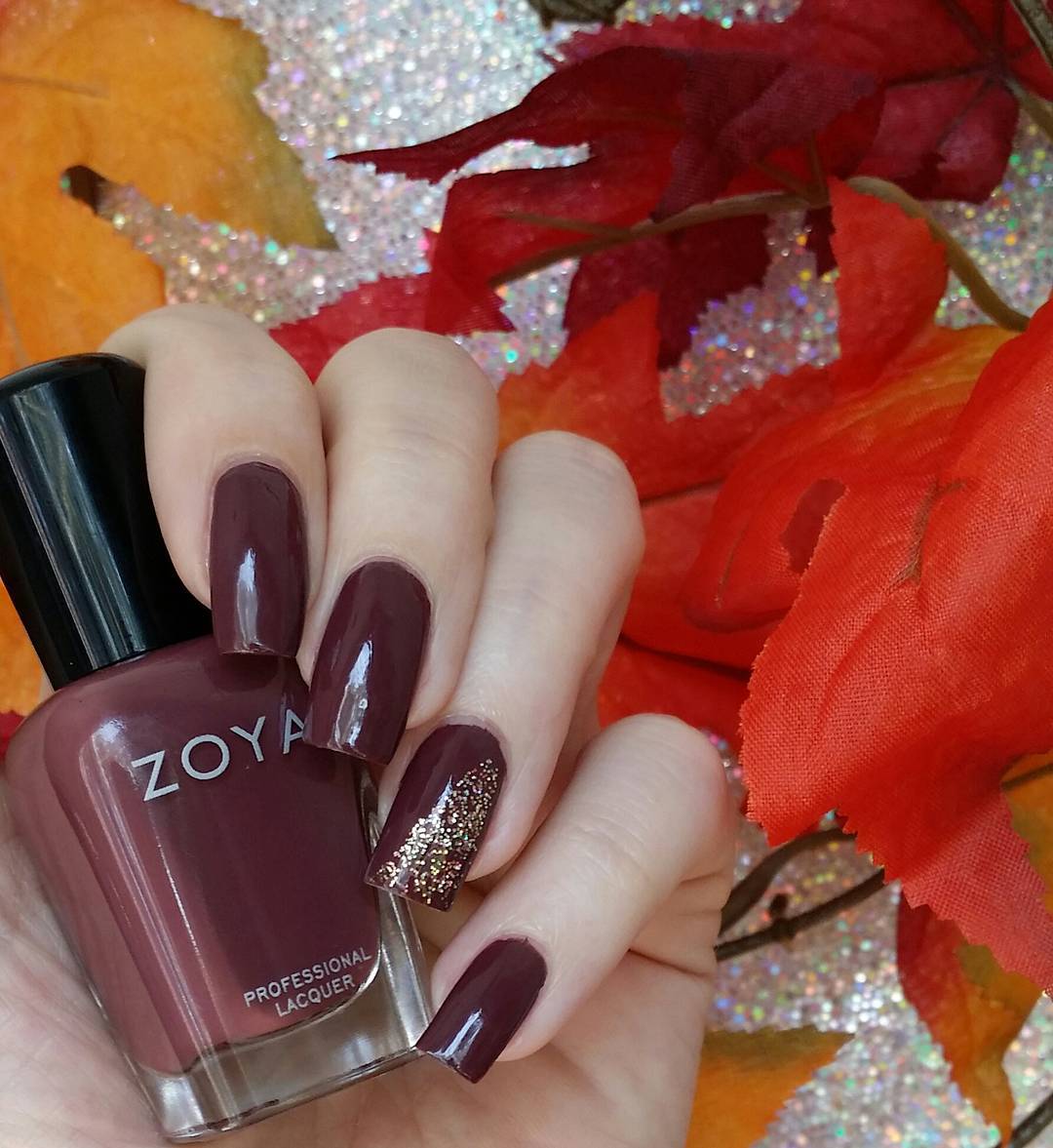dark wine red nails for fall