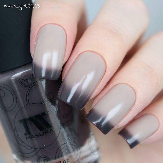 gray ombre halloween nails