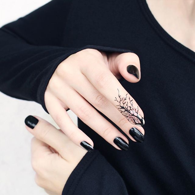 black tattoo nails