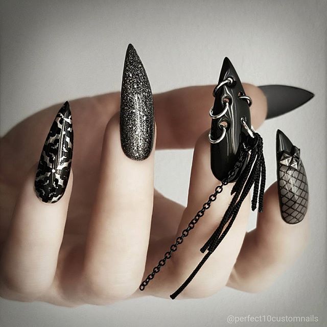 halloween black nails with piercing