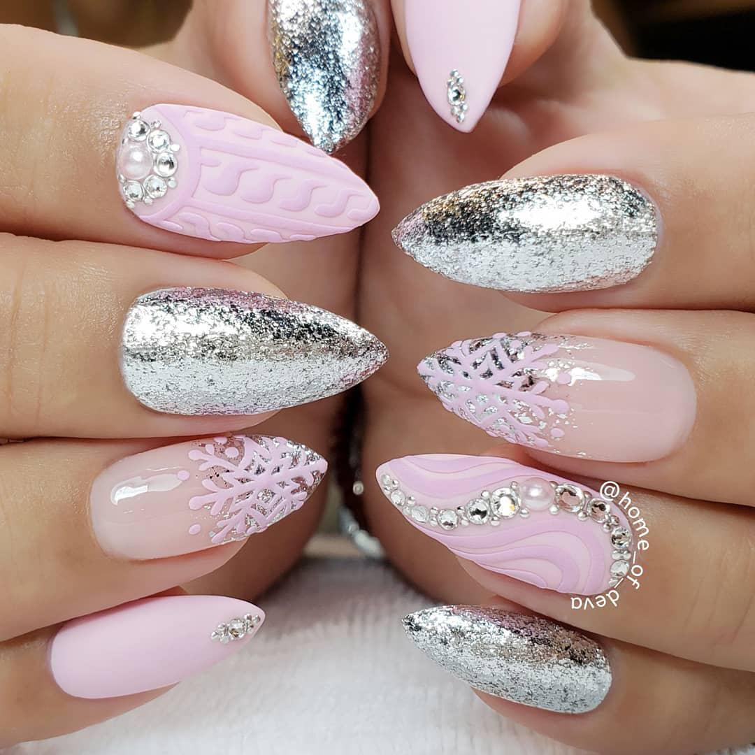 дизайн ногтей розовый с серебром